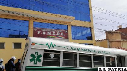 De a poco se vacuna al magisterio rural de Oruro  /cns