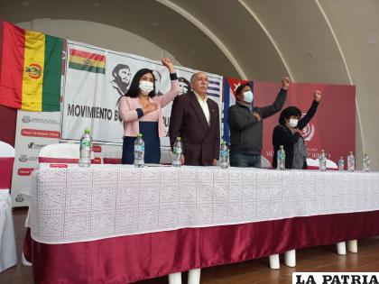 Ayer recordaron 61 años de la victoria de la revolución cubana en Playa Girón /LA PATRIA