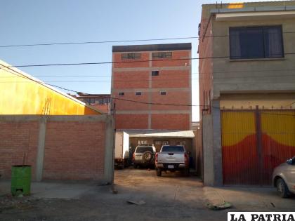 Se presume que desmantelaban los carros en dependencias del GRIA /LA PATRIA
