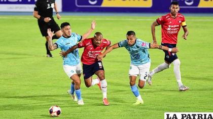 La clasificación de ambos cuadros está en juego dentro del clásico valluno /lostiempos.com