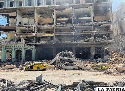 Los escombros después de la explosión /Reuters