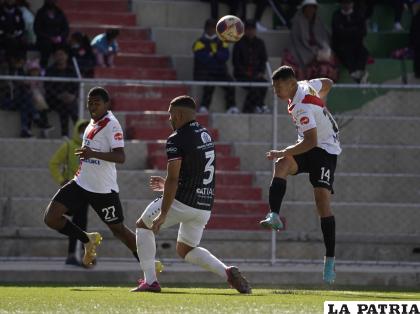 Always Ready fue dominador de las acciones en el partido /APG