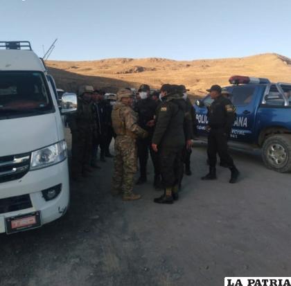 La Policía aprehendió a dos militares / Comando de la Policía de Oruro