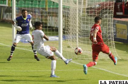 En la ida ganó Royal Pari en Santa Cruz por 2-1 el 12 de marzo
/APG