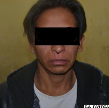 El padrastro fue aprehendido por violencia doméstica /cortesía