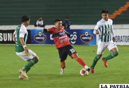 División de Honores entre Universitario y Oriente Petrolero /APG