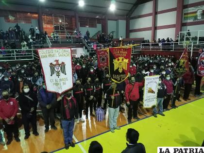 El acto inaugural fue bastante emotivo por el reencuentro de los exalumnos /LA PATRIA