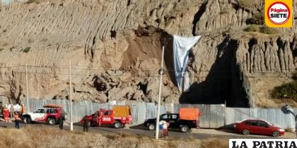 El deslizamiento de tierra provocó que tres obreros sean sepultados /Página Siete
