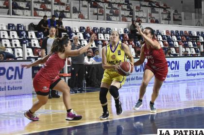 El ímpetu de Romina Rodríguez no alcanzó para lograr la victoria
/fiba.basketball
