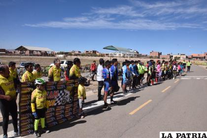 Un acto bastante emotivo el que se cumplió en el velódromo 
municipal /LA PATRIA