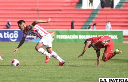 El cotejo fue trabado en el medio campo /APG