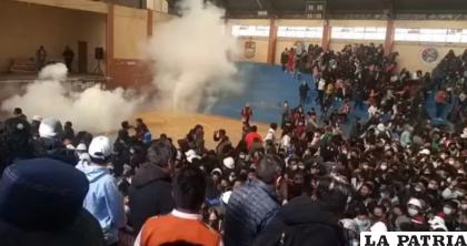 Momento en el que ocurrió la activación de la granada de gas lacrimógeno /ERBOL