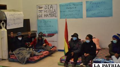 Trabajadores en salud en huelga de hambre en La Paz  /apg