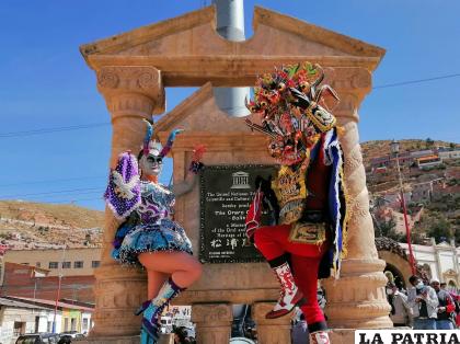 Danzarines, actores del Carnaval de Oruro /LA PATRIA