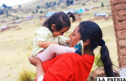 La mamá es sinónimo de felicidad /BOLIVIA.COM
