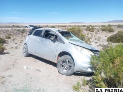 El coche no contaba con placas de circulación /Cortesía
