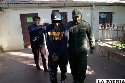 El joven es investigado por violencia familiar y amenazas /LA PATRIA
