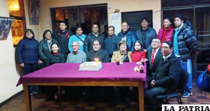 Los entrenadores del baloncesto orureño estuvieron de aniversario /LA PATRIA