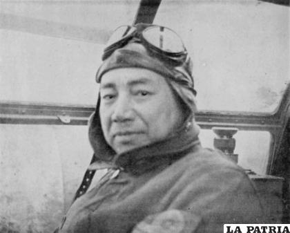 El vicealmirante Onishi, quien instituyoÌ el Grupo Especial de Ataque tokkotai /PD