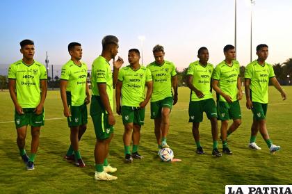 El combinado boliviano deberá alistarse para los dos cotejos amistosos /FBF