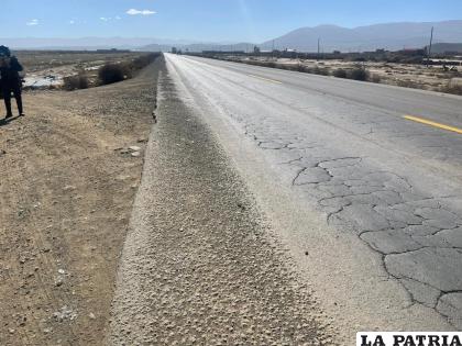 El fatal accidente sucedió en el tramo Oruro-Capachos /LA PATRIA
