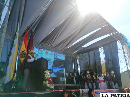 Alcalde Adhemar Wilcarani pide la unidad para trabajar a favor de Oruro /LA PATRIA

