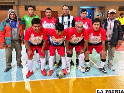 ELT Peña se acerca a los líderes del torneo de futsal Sénior 
/LA PATRIA