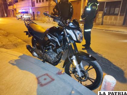 El motociclista resultó lastimado tras el incidente 
/Tránsito