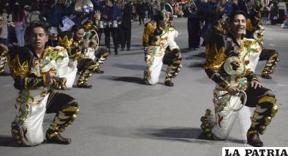 Los Sambos Caporales desbordaron alegría y mucha energía 