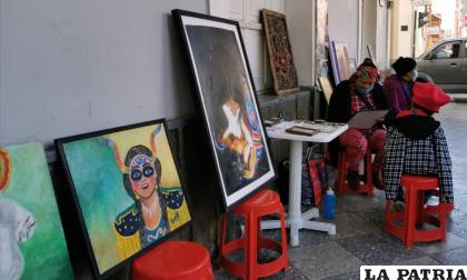 Obras de arte sobre el Carnaval de Oruro se expusieron/LA PATRIA