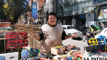 Los coleccionistas llevaron incluso pistas y decenas de sus vehículos/LA PATRIA