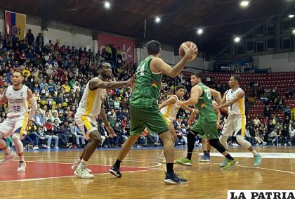 Los bolivianos se descuidaron en el último cuarto /FIBA Americup

