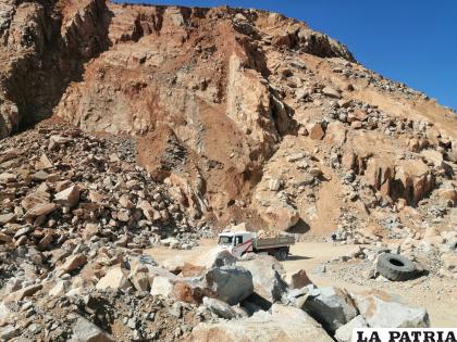 Vecinos piden freno a explotación en cerro patrimonial /Archivo 
