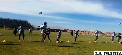 Durante el entrenamiento del equipo de GV San José en el complejo ??Húngaros del 55? /LA PATRIA