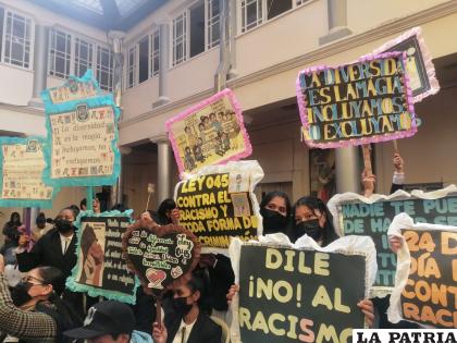 Promueven mensajes de contra el racismo /LA PATRIA