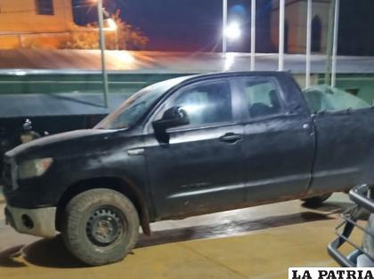 La camioneta en instalaciones del Comando de Policía /LA PATRIA