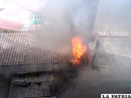 El fuego alcanzó alturas elevadas