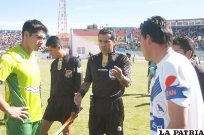 Raúl Orozco es el único árbitro boliviano que dirigirá en la Copa América