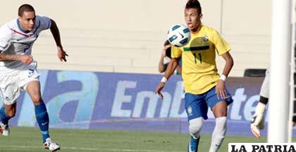 Neymar el nuevo ídolo de la selección brasileña