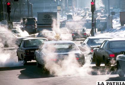 Los miles de autos “chutos” que serán legalizados, sólo provocarán mayor contaminación a la Madre Tierra