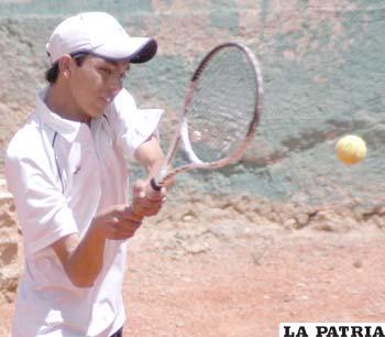 John Jiménez, tenista orureño
