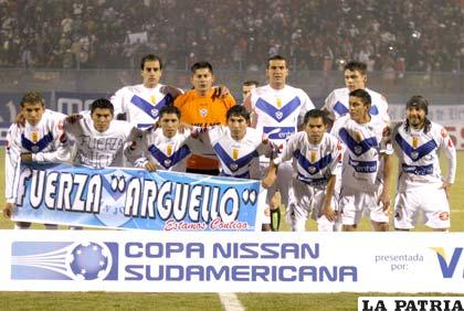 Equipo de San José que intervino en la Copa Sudamericana 2010