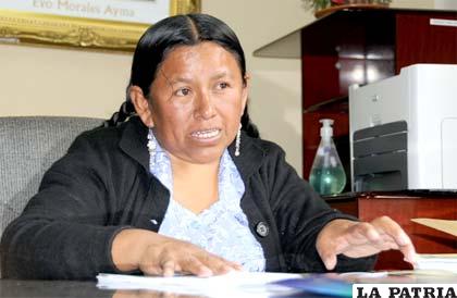 Ministra de Desarrollo Rural y Tierras, Nemesia Achacollo