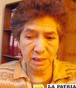 Representante de la Defensoría del Pueblo, Clotilde Calancha, exhorta a la no violencia en la Universidad Técnica de Oruro