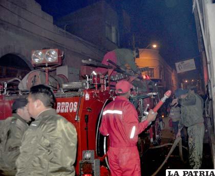 Oruro necesita tener en tiempo breve un carro bombero de adecuadas condiciones