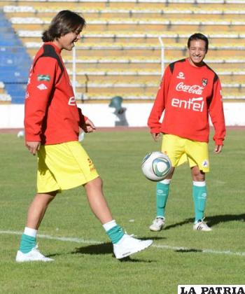 Marcelo Martins junto a Cristian Vargas 