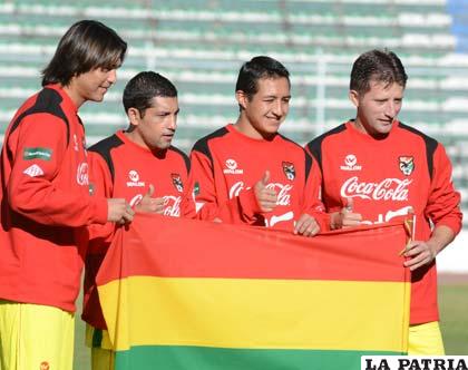 Martins, Flores, Vargas y Rivero jugadores de la Selección Nacional