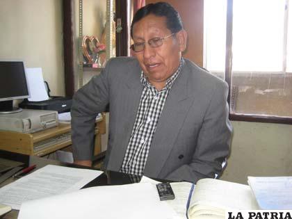 Presidente del Comité Electoral de Coteor, Emilio Ferrufino