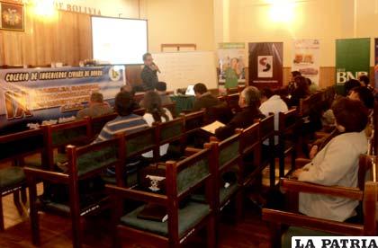 La IX Asamblea de Ingenieros Civiles se realiza en Oruro