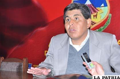 Salomón Aguilar, expresidente de la Asamblea Legislativa Departamental, evalúa problemas en su gestión